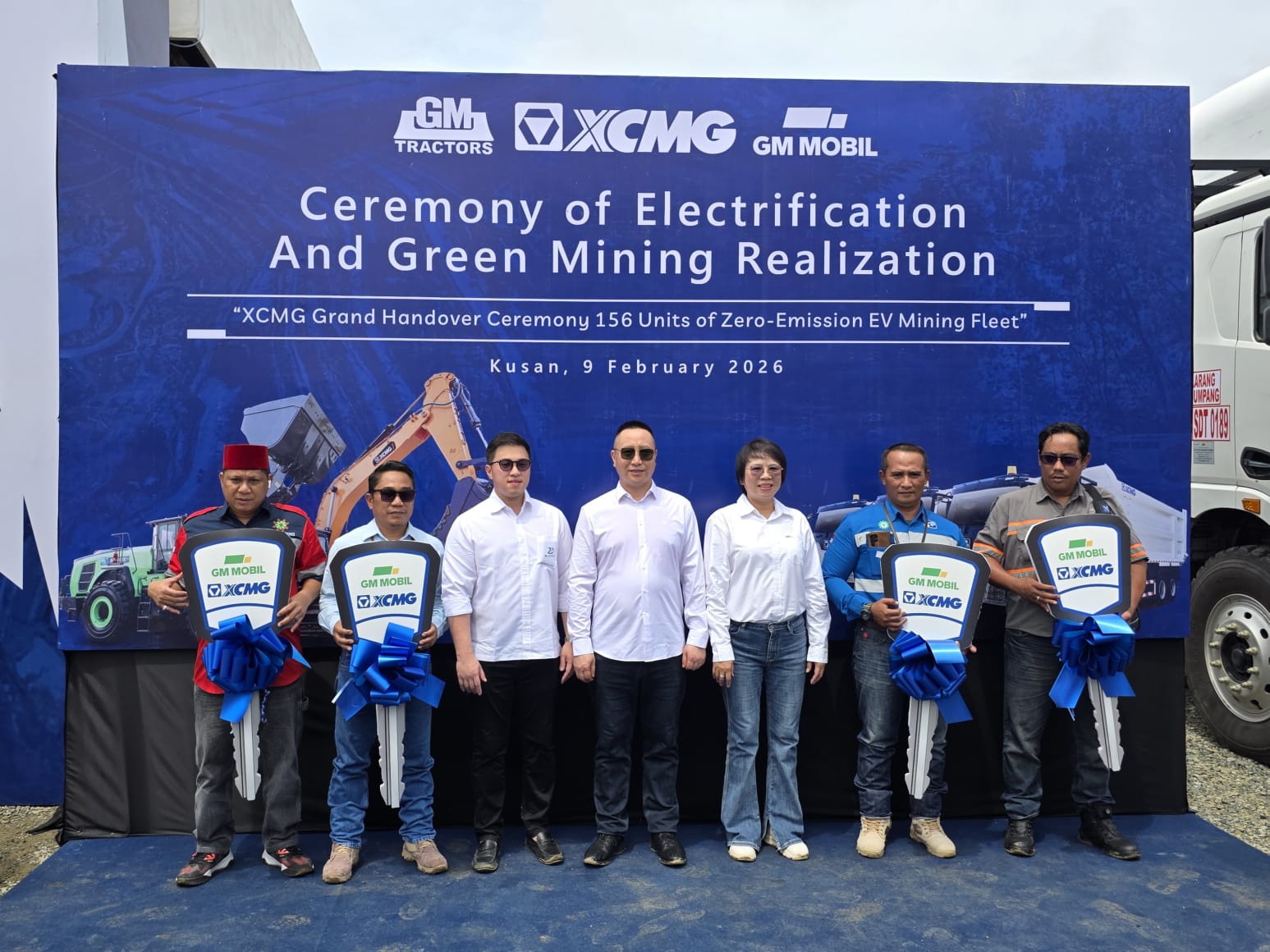 GM Mobil & GM Tractor Berpartisipasi Dalam Ceremony Electrification & Green Mining PT Borneo Indobara